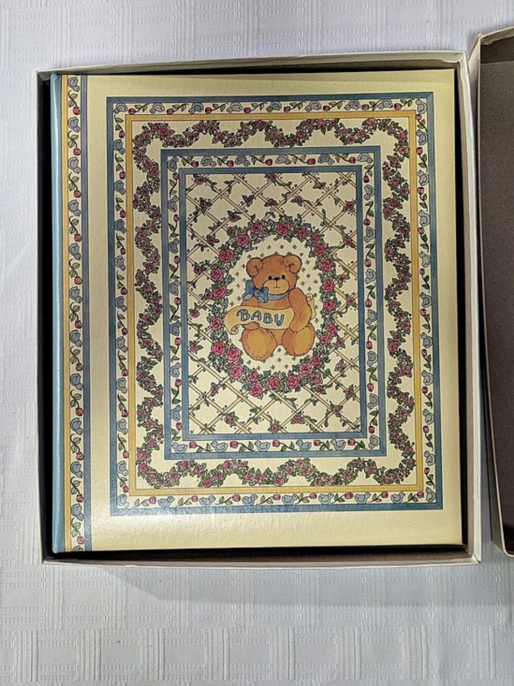 Vintage C.R. Gibson Cynthia Hart Baby Record Book Unused Looseleaf Binder Boxed